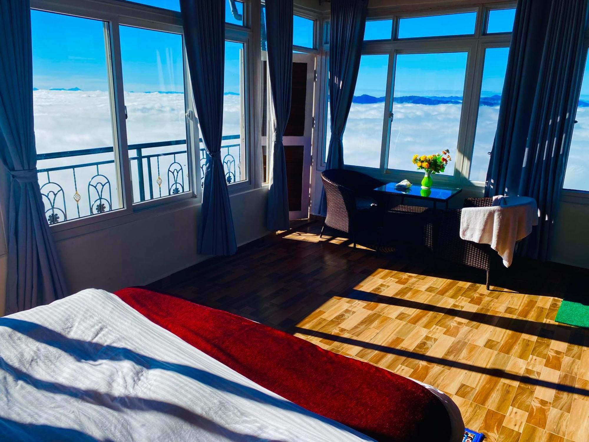 Panoramic View Guest House Sarangkot Pokhara Bagian luar foto