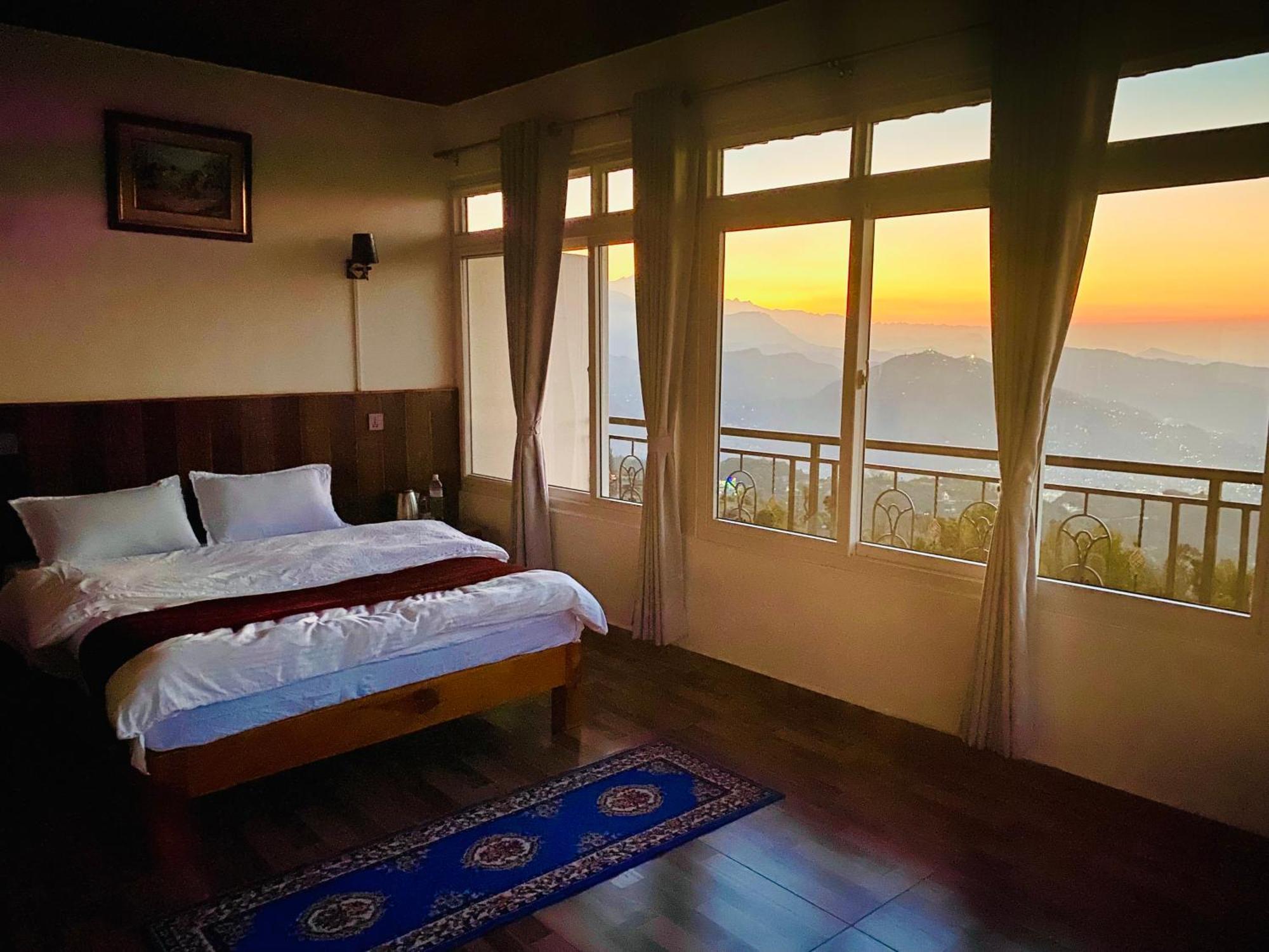 Panoramic View Guest House Sarangkot Pokhara Bagian luar foto