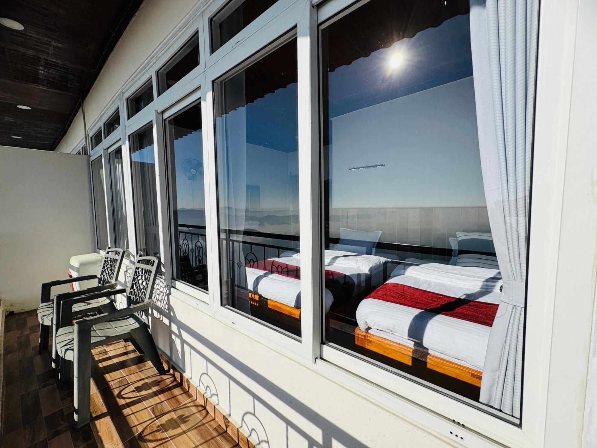Panoramic View Guest House Sarangkot Pokhara Bagian luar foto